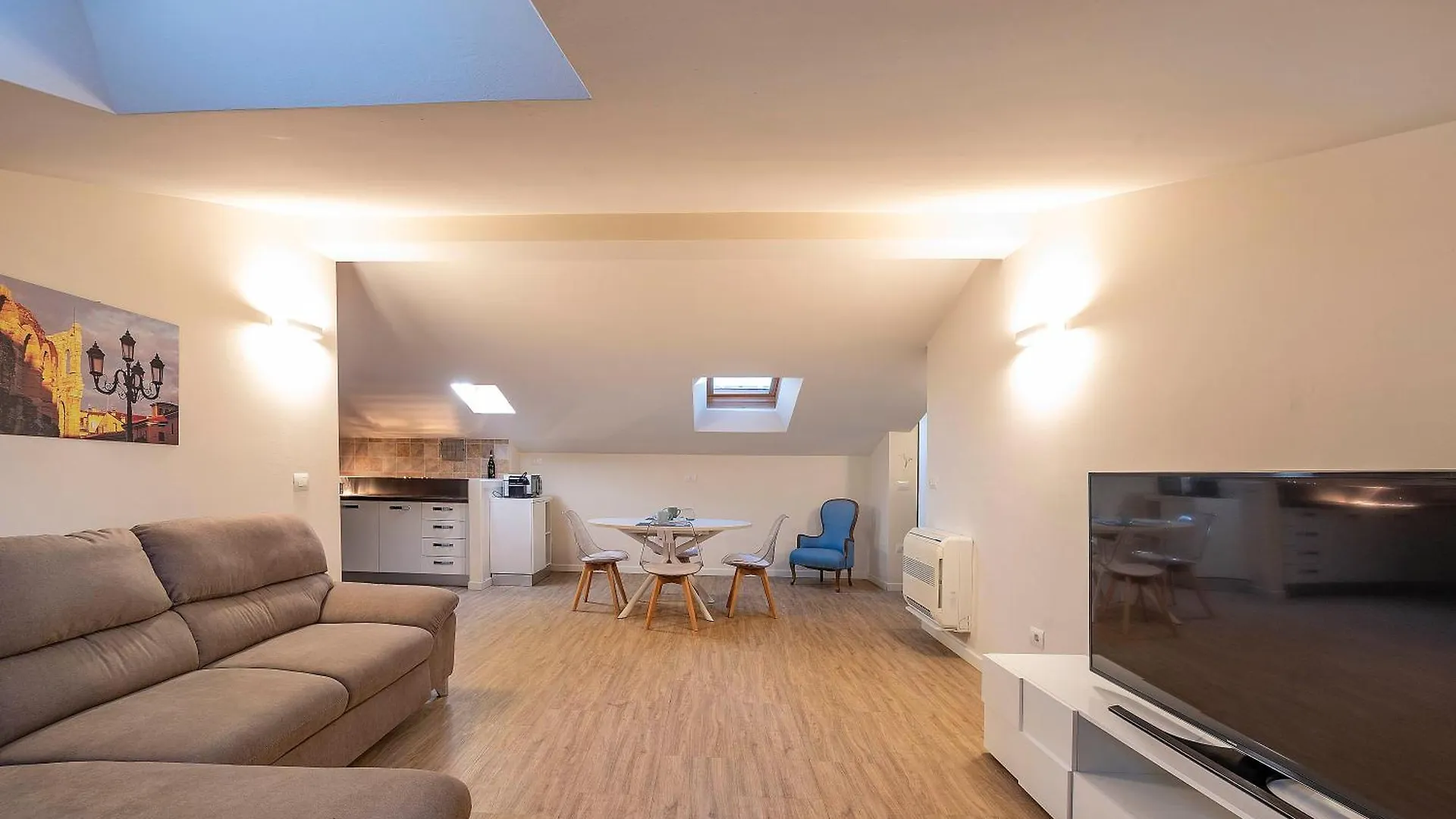 Italianflat - Sweet Mansarda In Corso Porta Nuova Apartment Verona