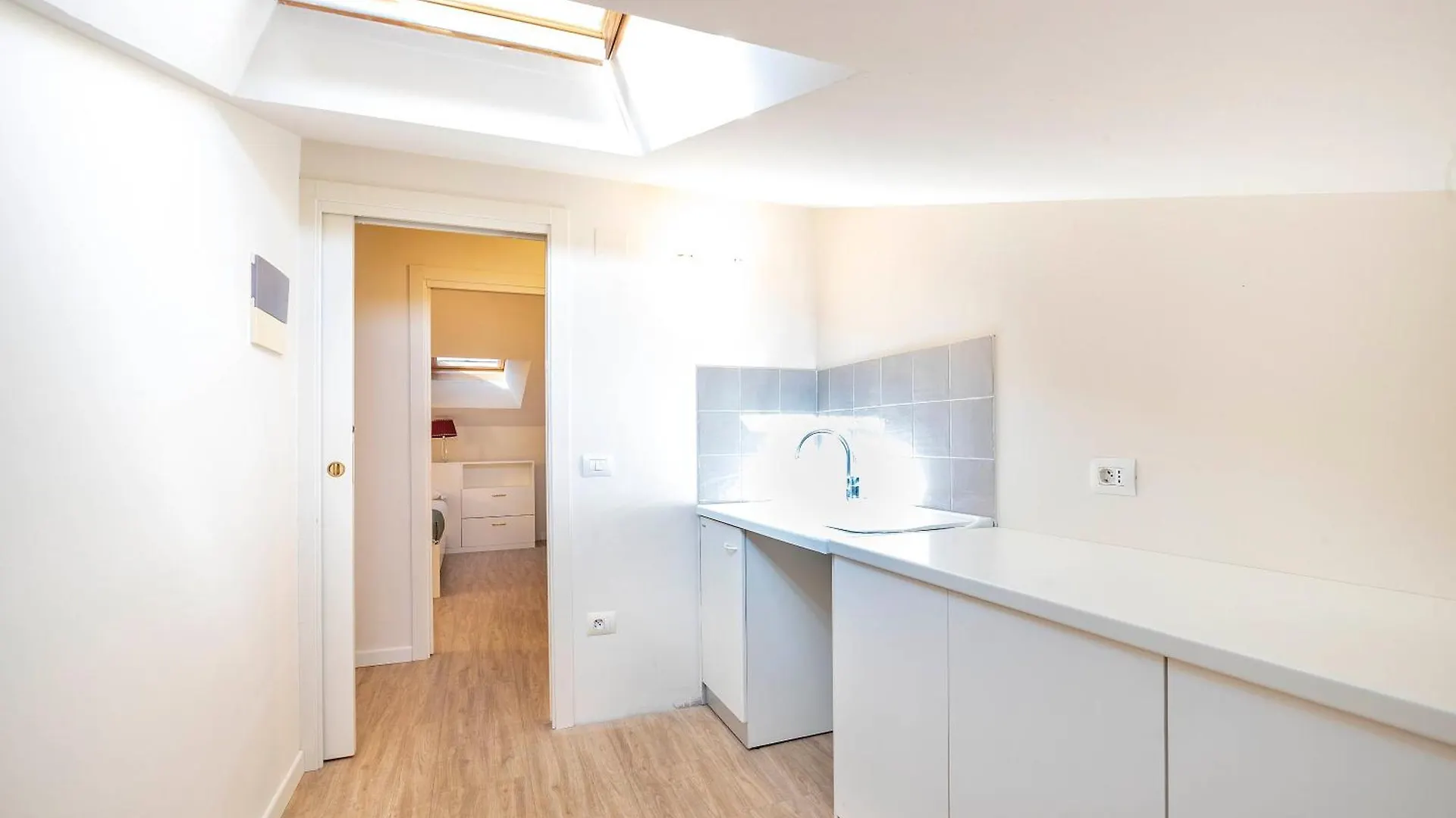 Italianflat - Sweet Mansarda In Corso Porta Nuova Apartment Verona 0*,  Italy