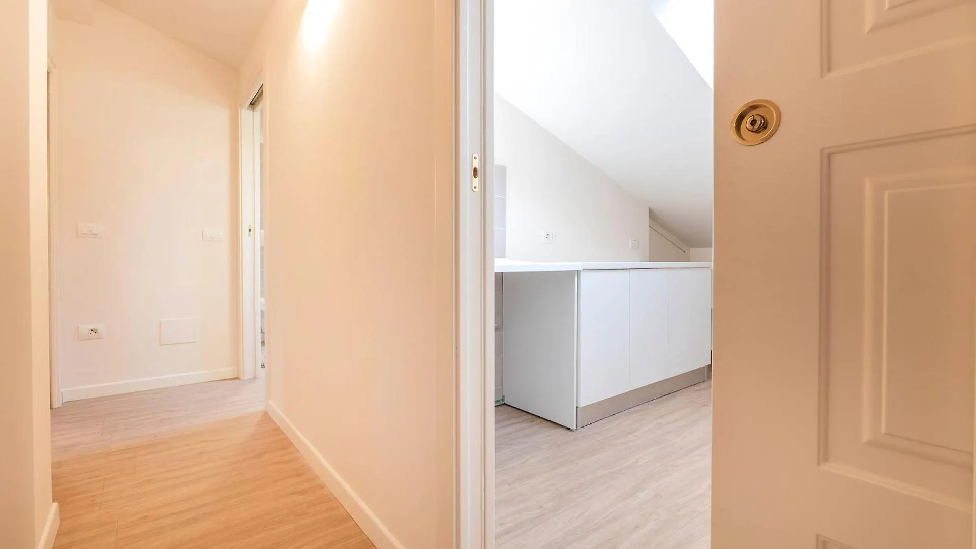 Italianflat - Sweet Mansarda In Corso Porta Nuova Apartment Verona